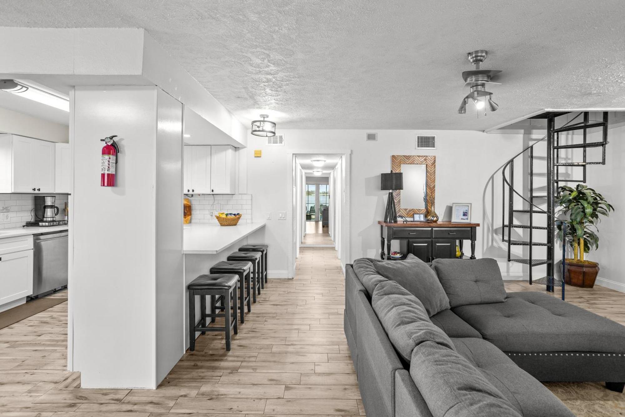 Spacious Lakefront House With Pool, Hottub, & Boating Orlando Eksteriør billede